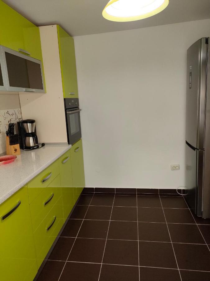 "Apartament"-Casa Genius 플로이에슈티 외부 사진